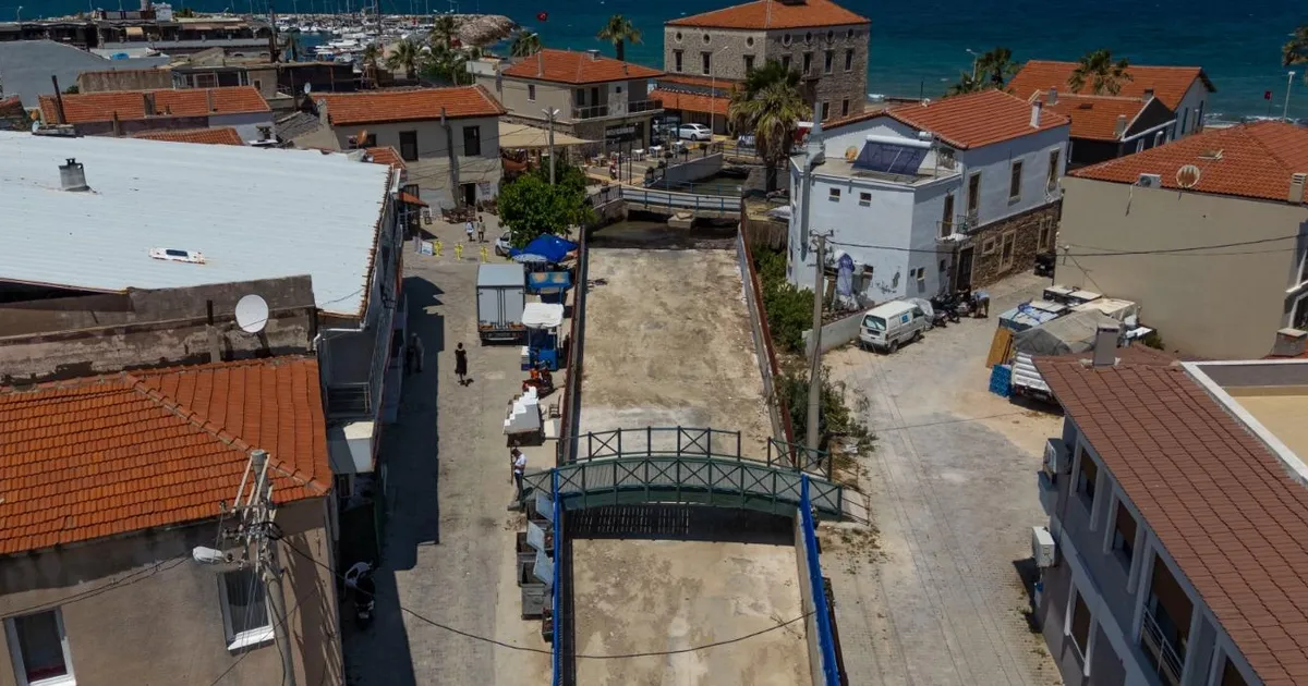 İZSU’dan Yarımada derelerine güvenlik seferberliği… Urla ve Çeşme’de 7 bin 500 ton taş kullanıldı