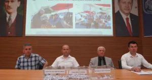 Kayseri Melikgazi Belediyesi'nde üreticilerin organik ürünlerini tarladan direkt olarak vatandaşlara