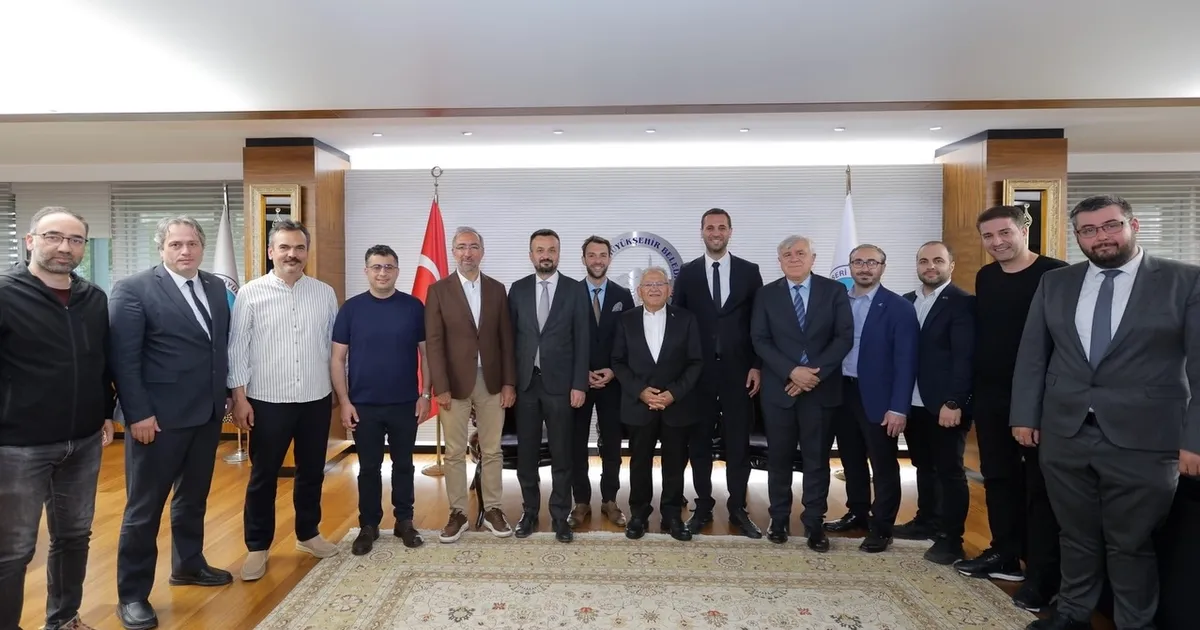 Kayseri Büyükşehir Belediye Başkanı Dr. Memduh Büyükkılıç, Kayseri Otelciler Derneği