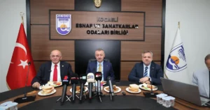 Kocaeli Büyükşehir Belediye Başkanı Tahir Büyükakın, Kocaeli Esnaf ve Sanatkarlar