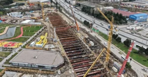 Kocaeli’yi raylı sistem hatlarıyla donatan ve ulaşıma alternatif çözümlerle nefes
