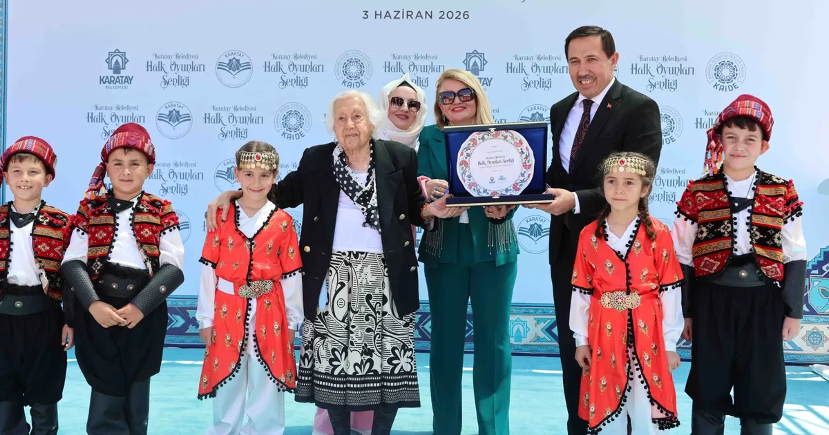 Konya Karatay’da kültürel miras halk oyunlarıyla yaşatıldı