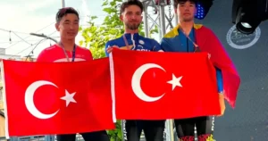 Konya Büyükşehir Belediyespor Bisiklet Takımı Sporcuları, Slovakya'nın Presov kentinde düzenlenen
