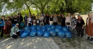 Kütahya Kent Ormanı’nda gerçekleştirilen etkinlikte vatandaşlar hem yürüyüş yaptı hem