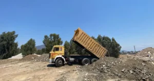 Manisa Büyükşehir Belediyesi, hafriyat toprağı ile inşaat ve yıkıntı atıklarının