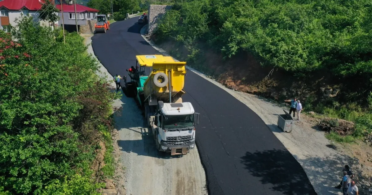 Ordu Büyükşehir Belediyesi, il genelinde sürdürdüğü ulaşım yatırımlarına hız kesmeden