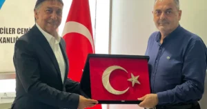 Beşiktaş önceki dönem yöneticisi, iş insanı ve A Spor yorumcusu