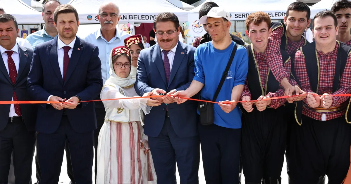 Sakarya İl Millî Eğitim Müdürlüğü tarafından düzenlenen Özel Eğitim Şenliği,
