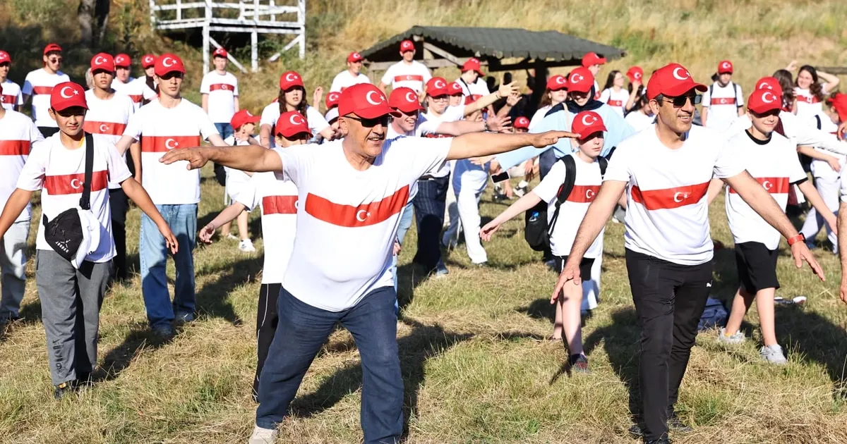 Sakarya’da Altın Çark Gençlik Şöleni Poyrazlar’da gerçekleştirildi