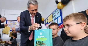 Sakarya Büyükşehir Belediye Başkanı Yusuf Alemdar, 2025-2026 eğitim öğretim döneminin