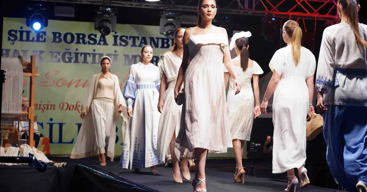 Şile Bezi podyuma çıktı… Gelenekten geleceğe moda şöleni