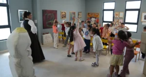 Ankara'da Keçiören Belediyesi bünyesinde hizmet veren Kültür Elçileri Çocuk Sanat