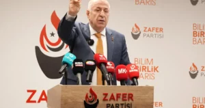 Zafer Partisi Genel Başkanı Ümit Özdağ, düzenlediği toplantıda ekonomik krizi,