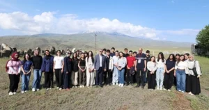 Ağrı İbrahim Çeçen Üniversitesi tarafından düzenlenen “Rektörle Geleceği Konuşuyoruz” programında,