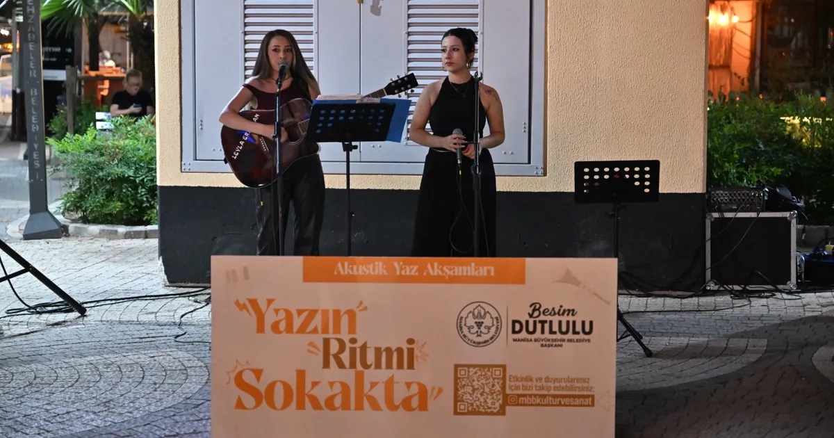 Akustik Yaz Akşamları ile müziğin ritmi Manisa’da