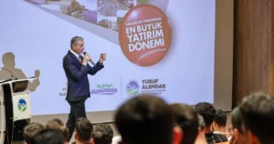 Sakarya Büyükşehir Belediye Başkanı Yusuf Alemdar, AK Parti İl Gençlik