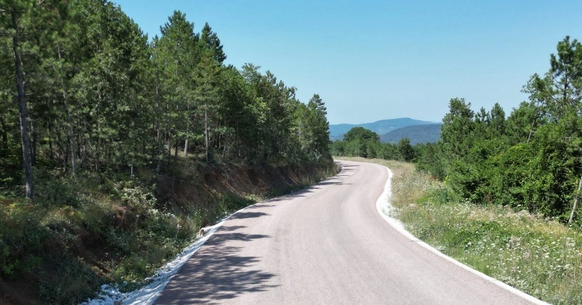 Bursa Büyükşehir Mustafakemalpaşa’da yolları yeniliyor