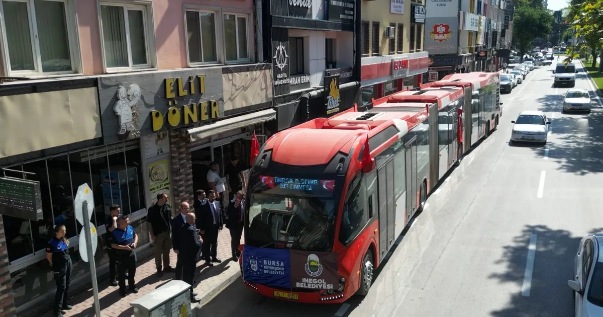 Bursa Büyükşehir Belediyesi tarafından İnegöl'de hayata geçirilmesi planlanan metrobüs hattı