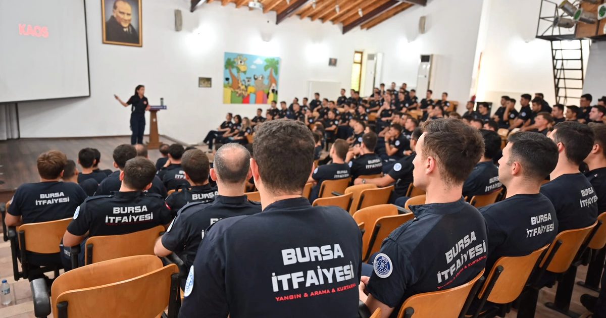 Bursa İtfaiye personeline afet ve hayvan kurtarma eğitimi