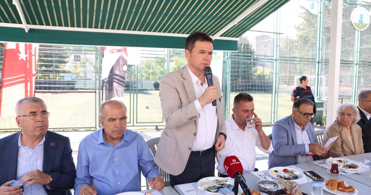Bursa Osmangazi’de mahalle buluşmaları sürüyor