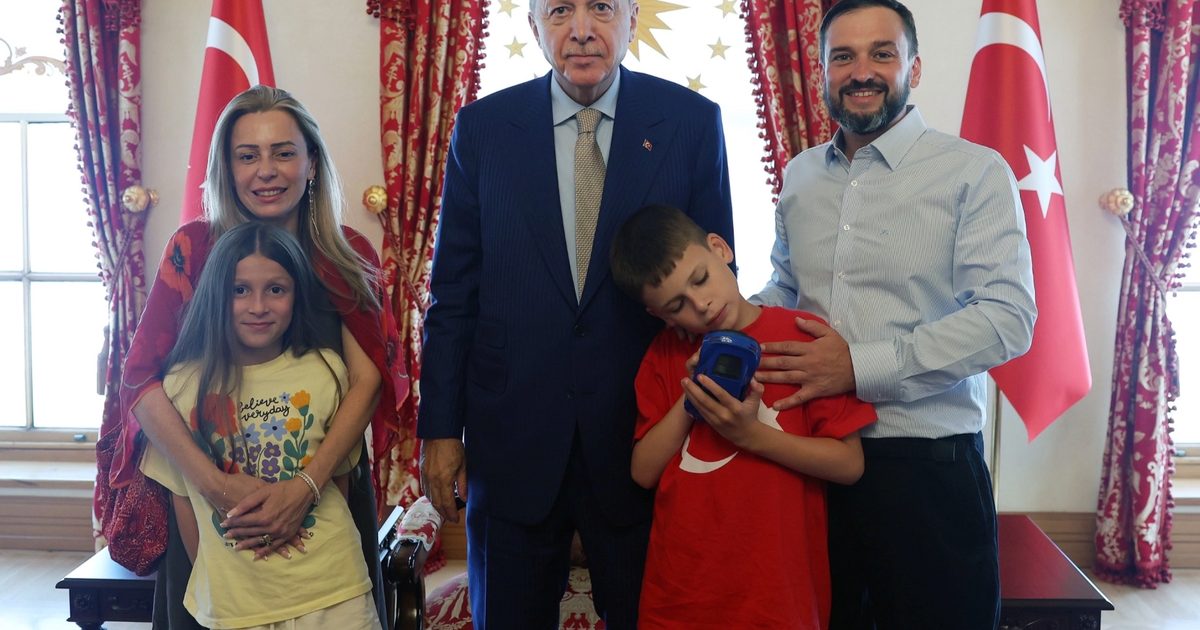 Cumhurbaşkanı Erdoğan, “Cake Not Hate” kampanyasıyla tanınan Joshua Harris’i ağırladı