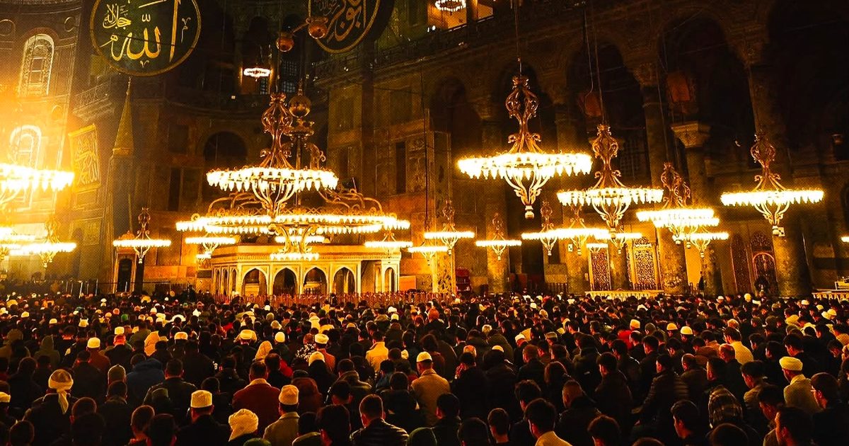 Cumhurbaşkanı Erdoğan’dan Ayasofya’nın yeniden ibadete açılışının 6. yılı mesajı