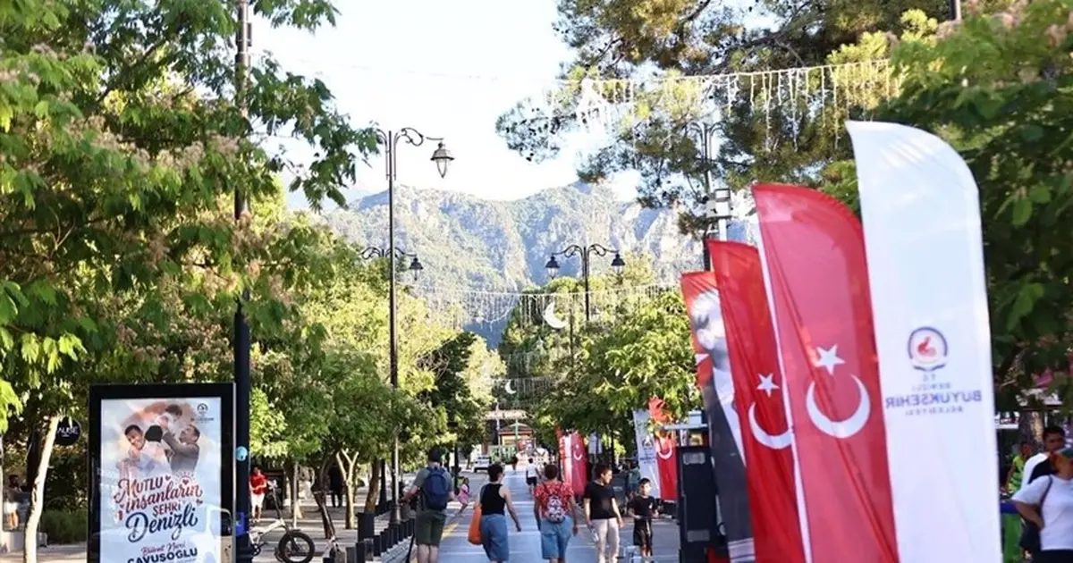 Denizli Çamlık Bulvarı’nda keyifli pazar