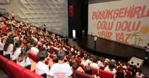 Denizli Büyükşehir Belediyesi, yaz boyunca çocuklar, gençler ve tüm vatandaşlar