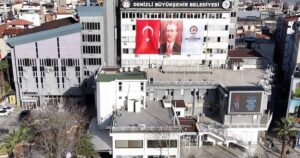 Denizli Büyükşehir Belediyesi’nin dar gelirli aileler için sürdürdüğü ‘Mutfak Tüpü