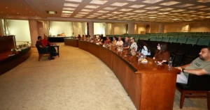 İzmir'de Efes Selçuk Belediyesi, personeline yönelik düzenlediği eğitim programında engelli