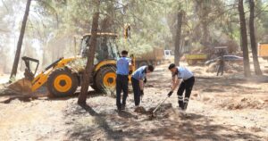 Gaziantep Büyükşehir Belediyesi İtfaiye ve Afet Yönetimi Daire Başkanlığı ekipleri,
