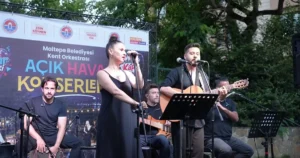 İstanbul Maltepe Belediyesi tarafından yaz etkinlikleri kapsamında düzenlenen açık hava konserleri,