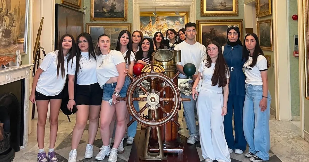 İzmir’de bin liseli genç müzelerle tanıştı