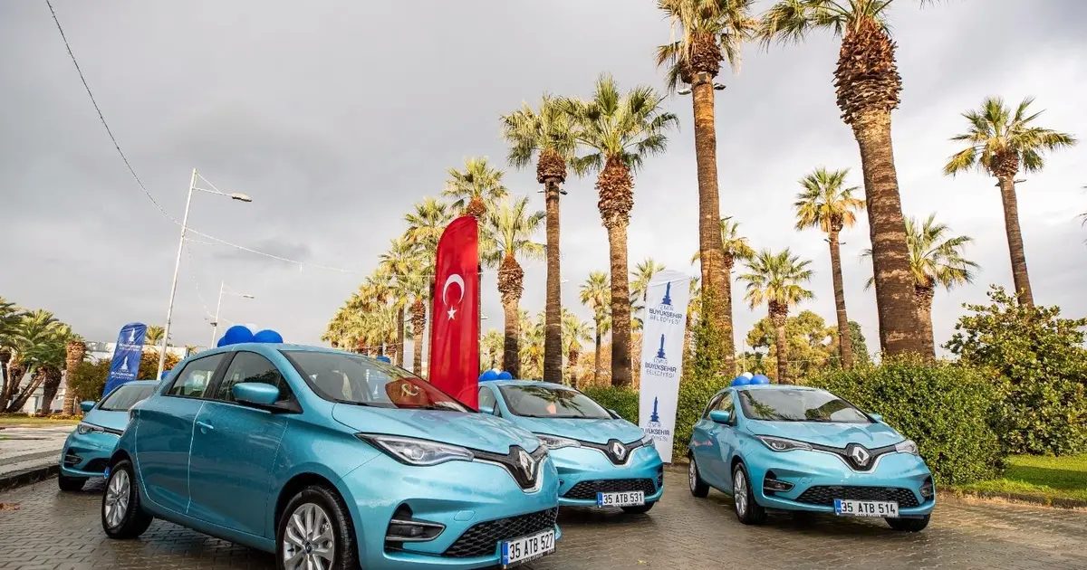 İzmir’in elektrikli araç filosuyla 25 milyon lira tasarruf