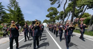 Tam 83 yıl önce kurulan İzmir Büyükşehir Belediyesi Bandosu; resmi