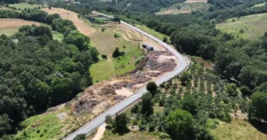 Kocaeli Büyükşehir Belediyesi, İzmit Akmeşe Mahallesi’nde trafik yükünü azaltmak için