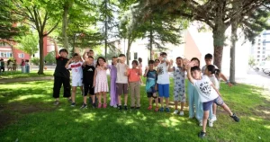 Kayseri Büyükşehir Belediyesi bünyesinde faaliyet gösteren KAYMEK'in Yaz Okulu programı