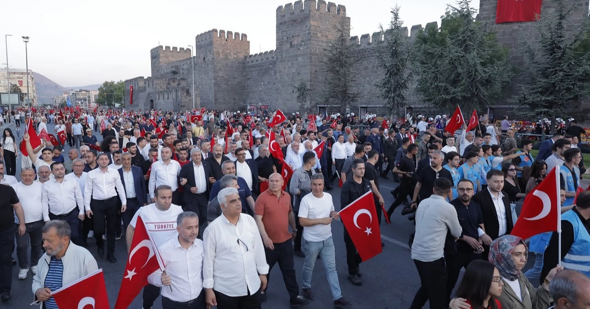Kayseri Büyükşehir’den 15 Temmuz mesaisi