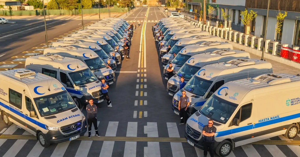 Kocaeli’de hasta nakil ambulans hizmeti 7/24 vatandaşın yanında