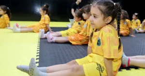 Konya'da Karatay Belediyesi'nin Yaz Spor Okulları'nda eğitimler başladı. Yaklaşık 3