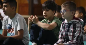 Konya Büyükşehir Belediyesi’nin yaz tatilinde düzenlediği "Güle Oynaya Camiye Gel"