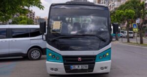 İzmir Büyükşehir Belediyesi, minibüs ulaşımını daha erişilebilir hale getiren yeni