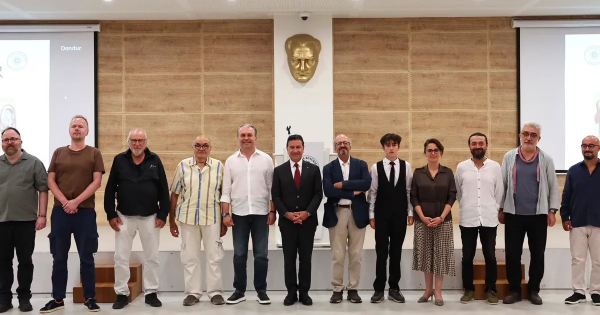 Muğla Büyükşehir Belediyesi'nin bu yıl altıncısını düzenlediği Uluslararası Karikatür Yarışması'nda