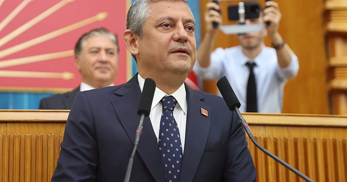 Özgür Özel: Yeni partimizi kuruyoruz, ana muhalefet yolumuza devam edeceğiz