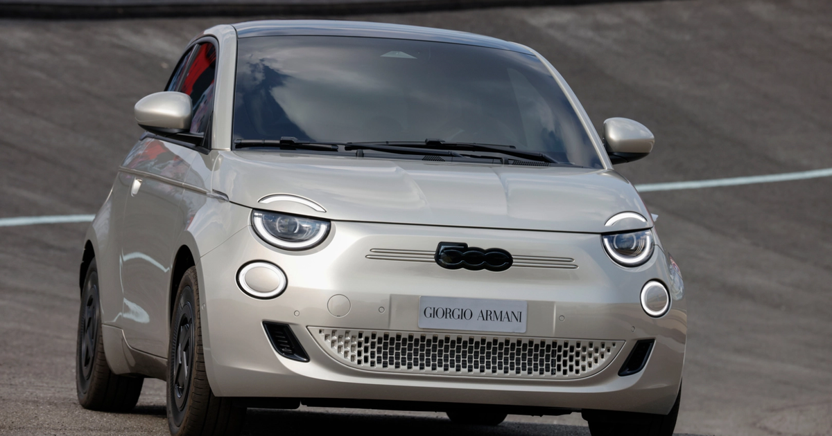 Sınırlı sayıda Fiat 500e Giorgio Armani Collector’s Edition yeniden Türkiye’de