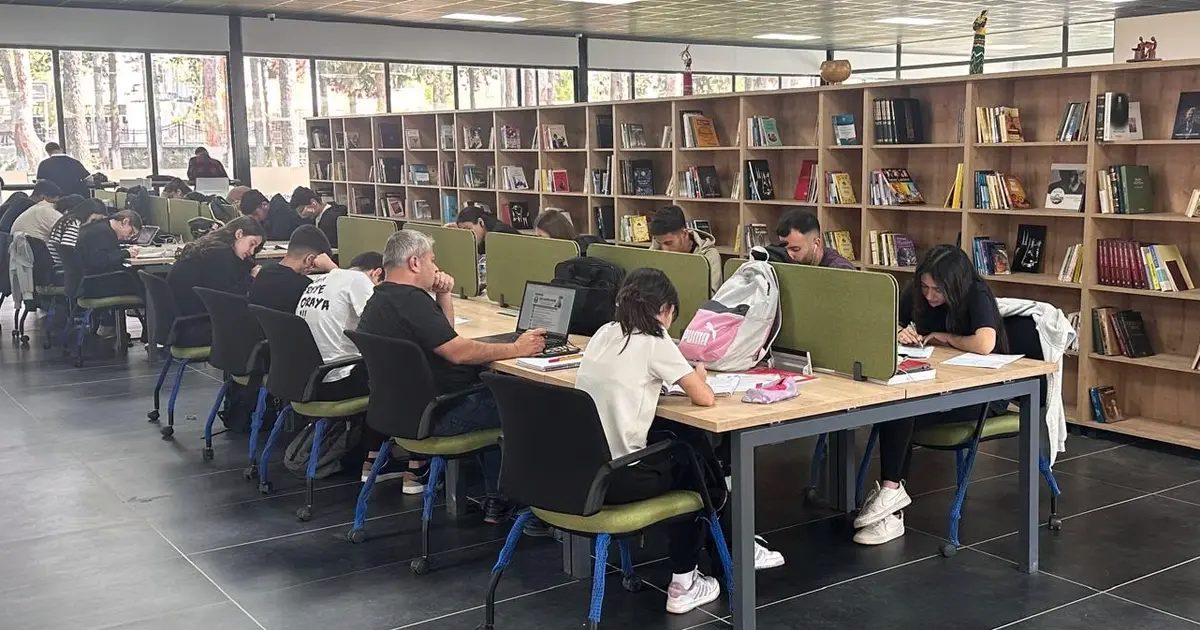 Sosyal Etki Zirvesi’nden Adıyaman’a umut köprüsü… Binlerce kitap kütüphanelerle buluştu