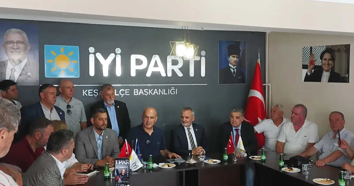 Turhan Çömez Keşan’da konuştu… Türkiye’nin en büyük sorunu tek adam rejimi