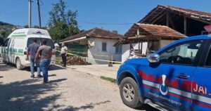 Düzce’nin Yığılca ilçesinde kardeşler arasında çıkan silahlı kavgada pompalı tüfekle