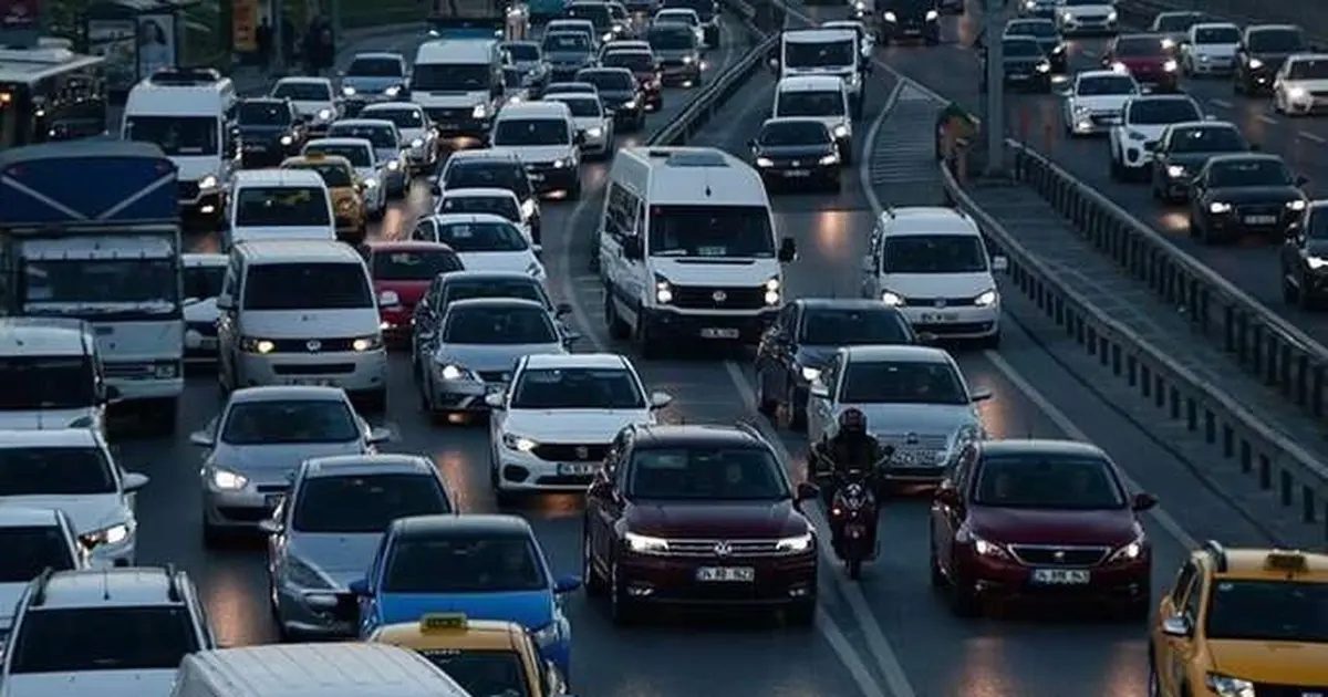 7 ayda 1,17 milyon taşıt trafiğe çıktı… Gri renk halen tercih sebebi