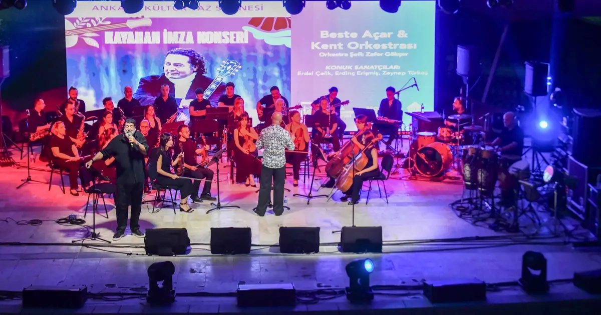 Ankara’da Kayahan şarkıları yankılandı